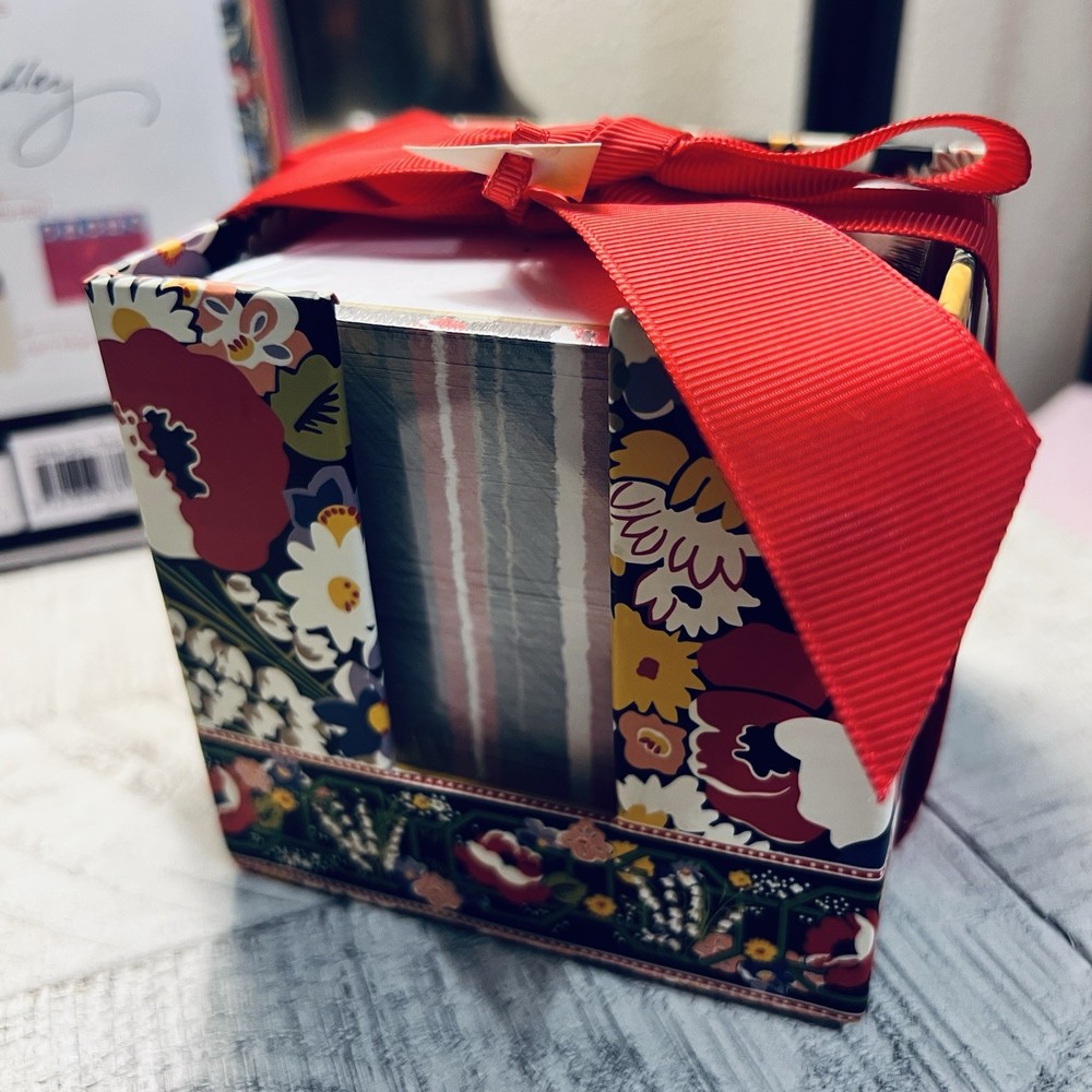 Vera Bradley Take Note Cube and Forget Me Not Sticky Notes