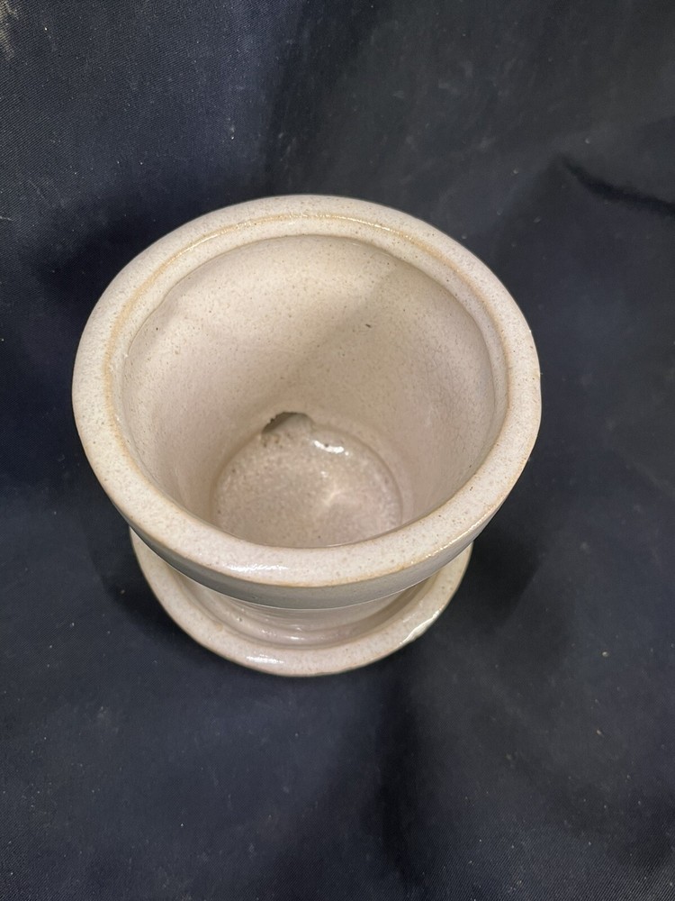 SMALL VINTAGE GLAZED POTTERY FLOWER POT 3.25”