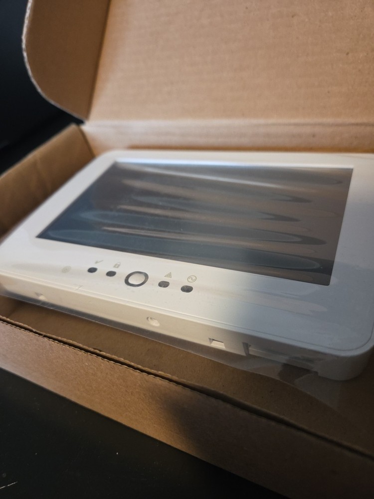 DSC HS2TCHPRO PowerSeries Pro 7" Hardwired Touchscreen Alarm Keypad New