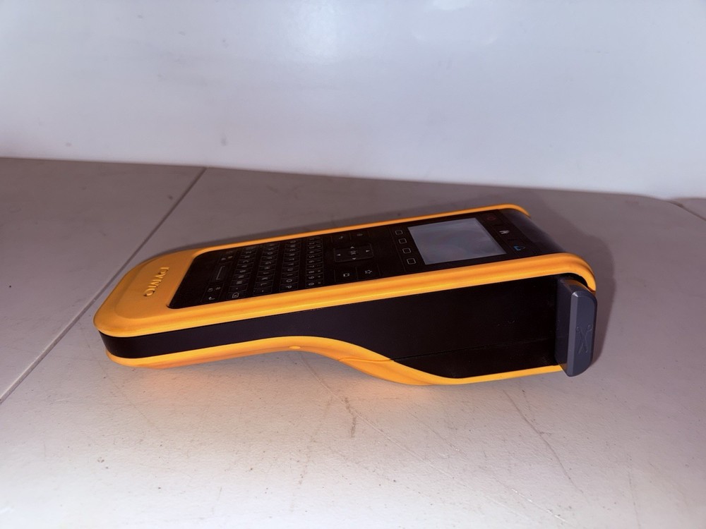 Dymo XTL 300 Label Maker