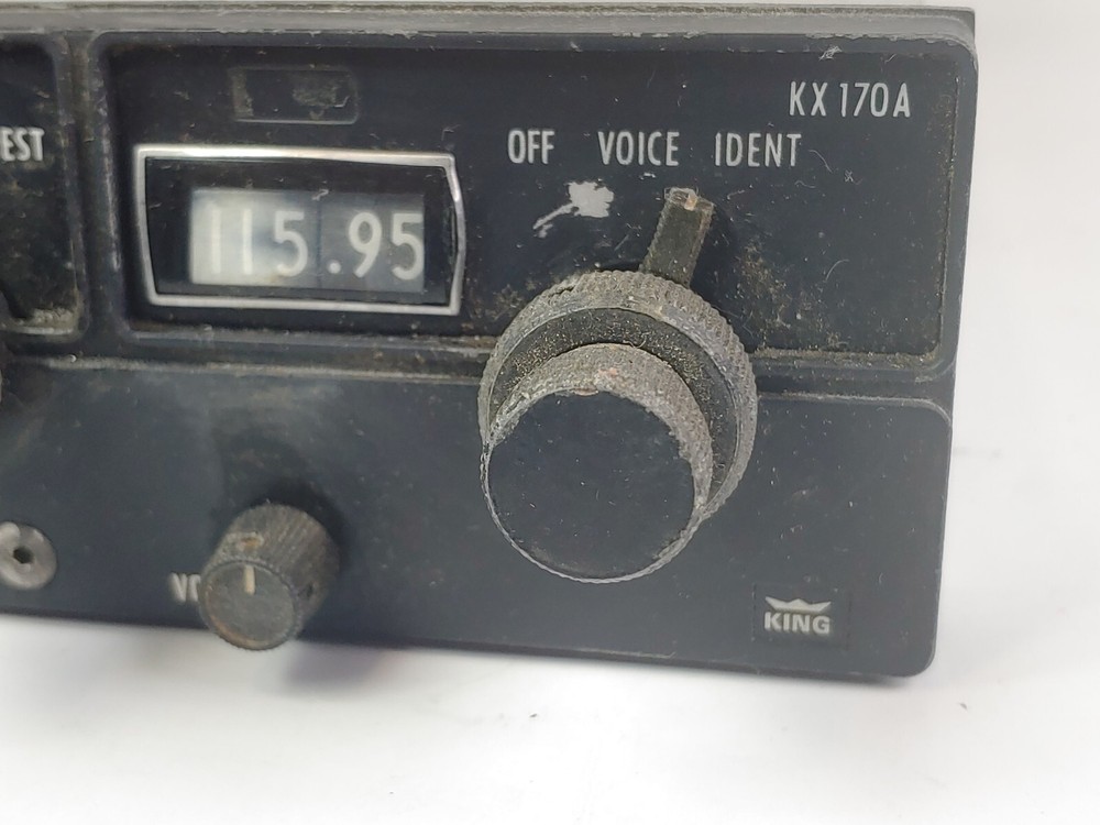 King KX170A Nav/Com P/N 069-1017-00 communication system as-is and untested