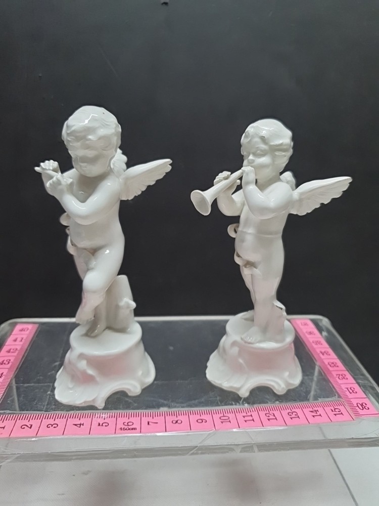 2x Antique German Cherubs Playing Instruments 12cm High, Anchor Base Mark (B74)