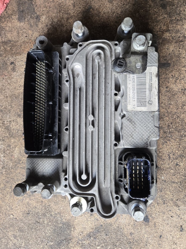 Detroit DD15 Engine ECM ECU Engine Control Module A0014462835
