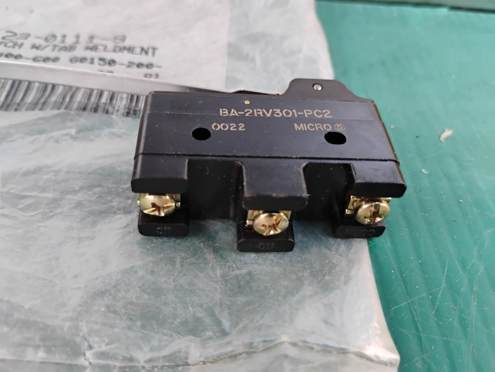 Manitowoc 23-0111-9 Ice Machine Switch With Tab Weldment