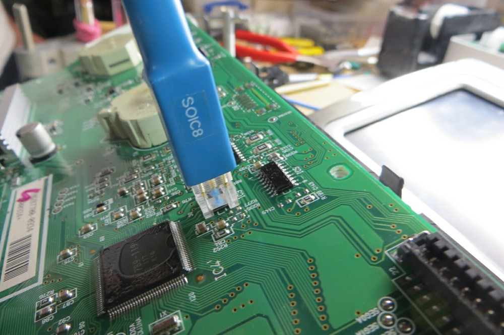 SOIC8 Pogo Pin Adapter With Attached Guide Cap For Universal EEPROM programmer