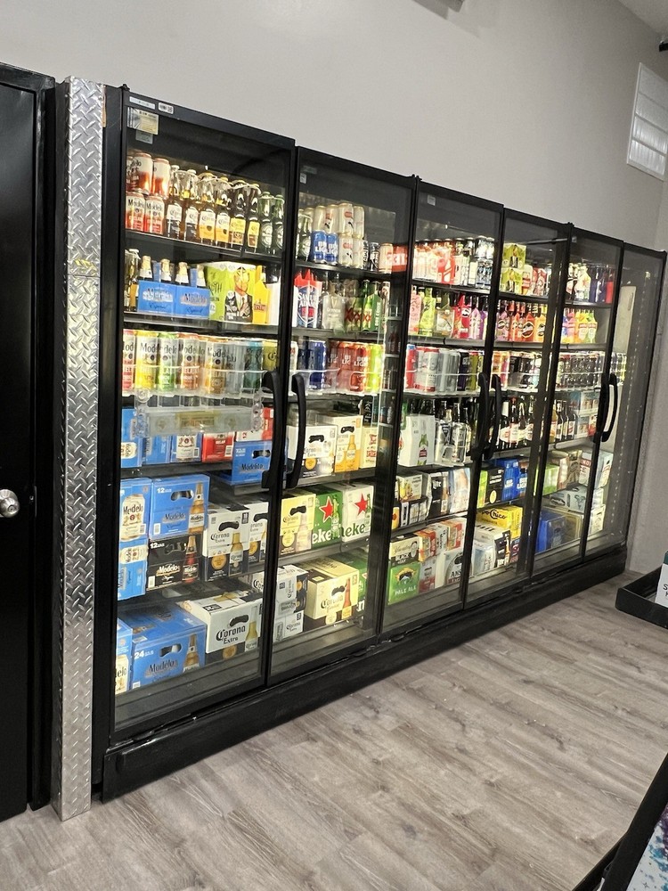 Reach-in Cooler