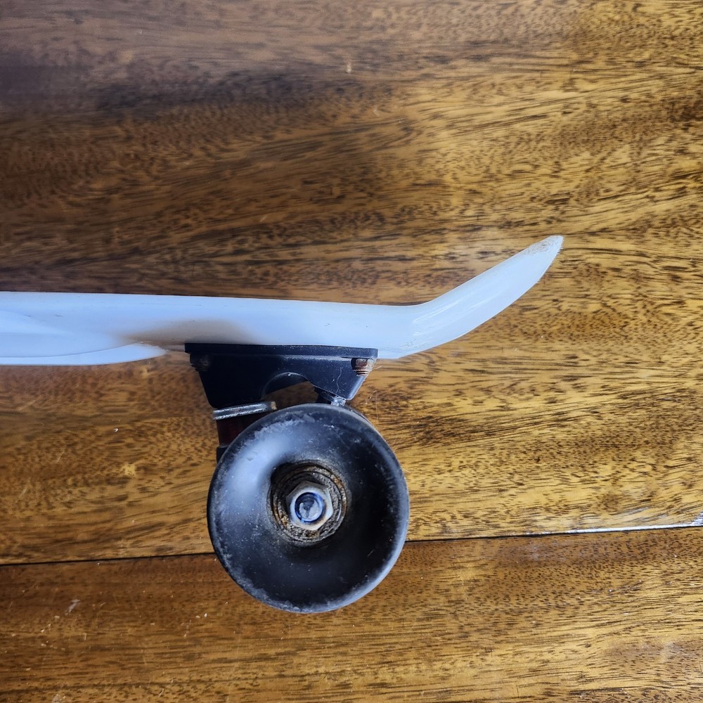 OLD SKATEBOARD Unbranded Good Preowned Condition