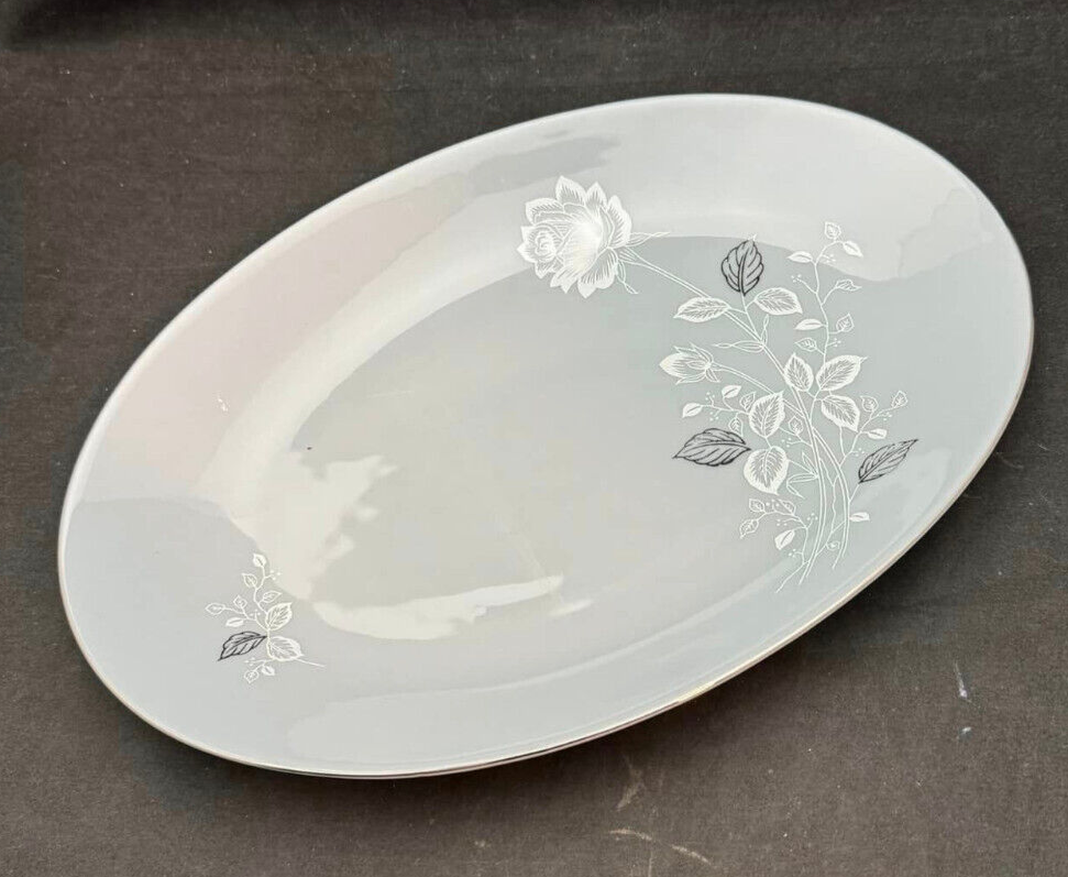 Seyei Trousseau Medium Oval Platter