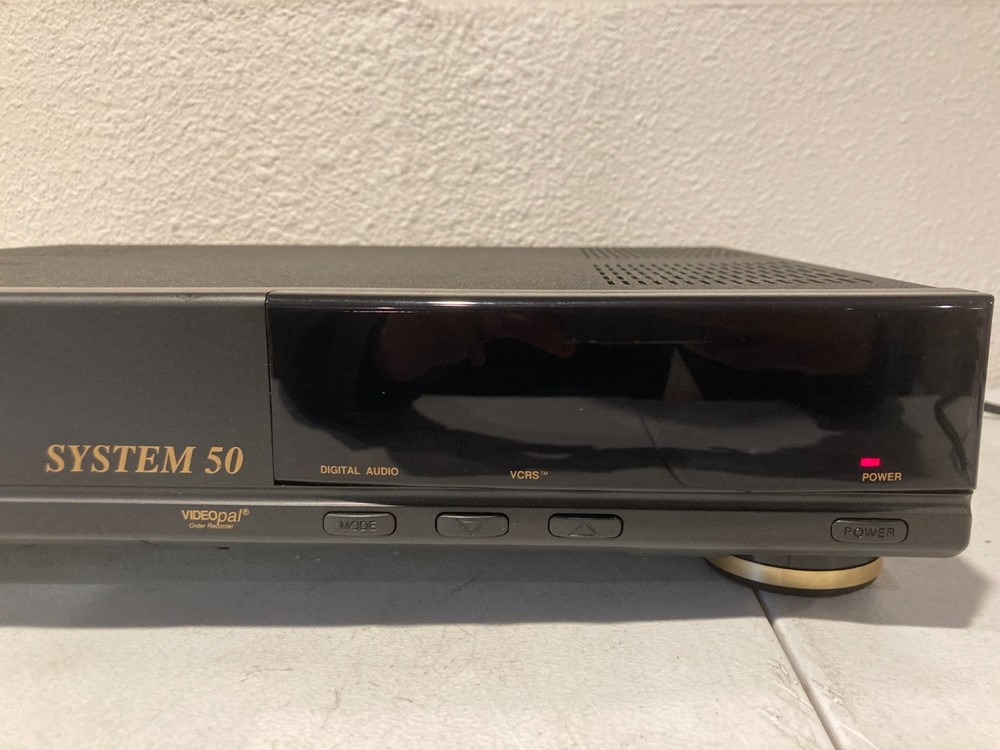 HTS Tracker Premier System 50 Satellite Receiver VideoCipher