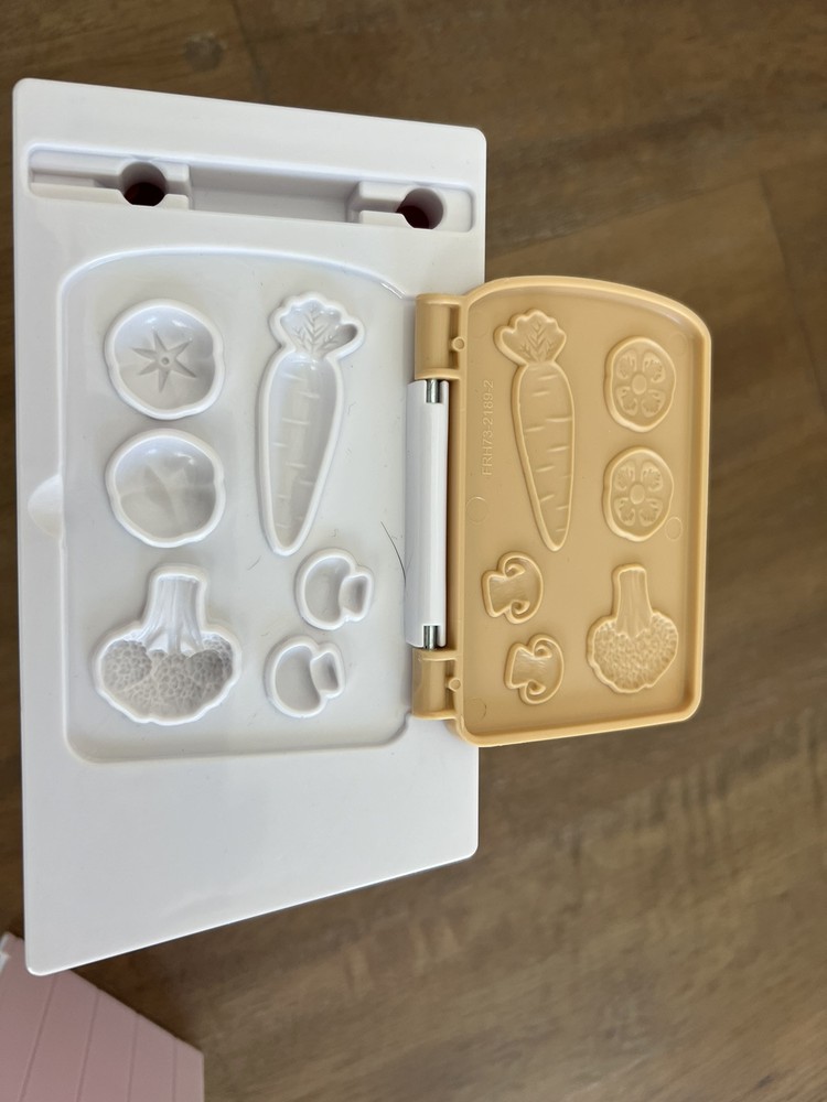 Barbie Ultimate Kitchen Cooking & Baking Play Doh Playset