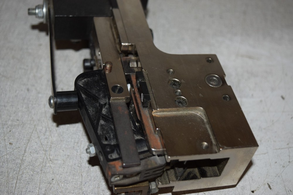 Hohner Universal 52/8 Stitcher Stitching Head