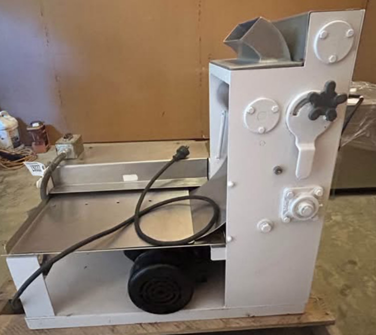 ACME Double Pass Dough Roller