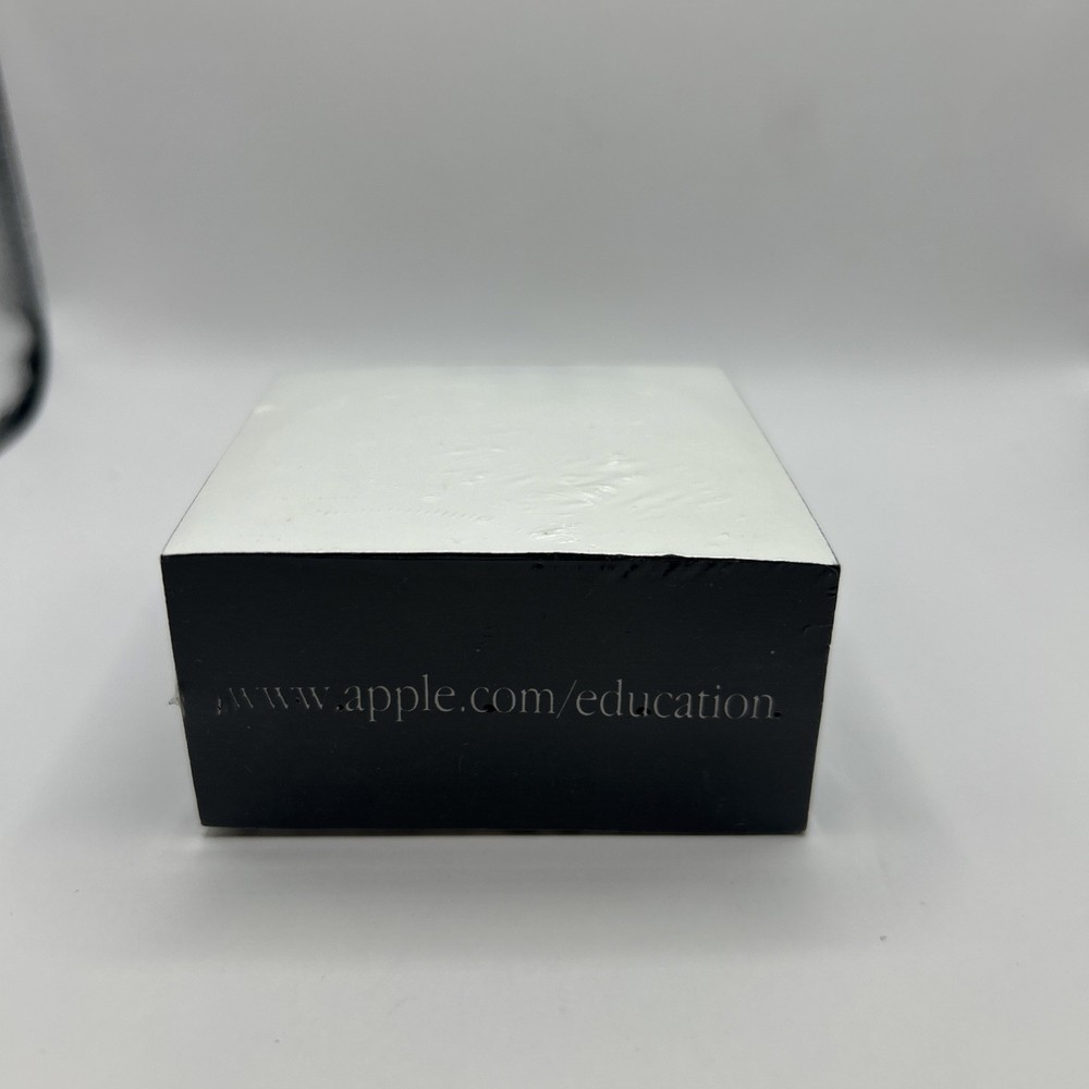 Apple Computer - www.apple.com Square Paper POST-IT - New RARE