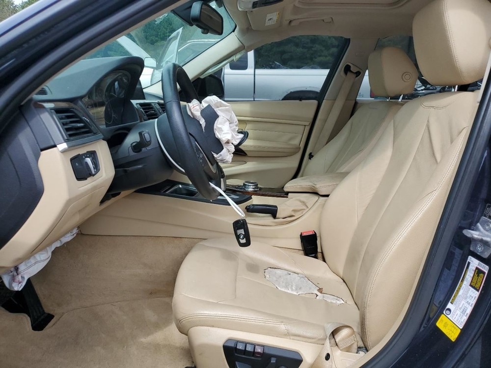 328I 2014 Glove Box 4923157
