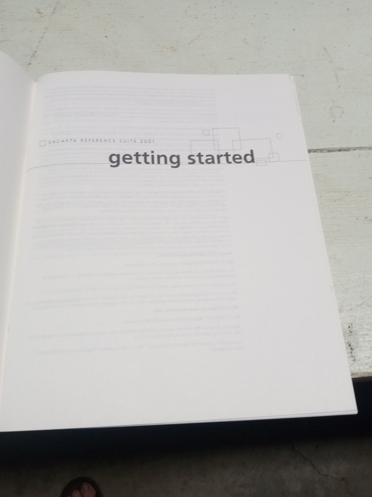 MICROSOFT - ENCARTA - Reference Suite 2001 - 7 CD Set
