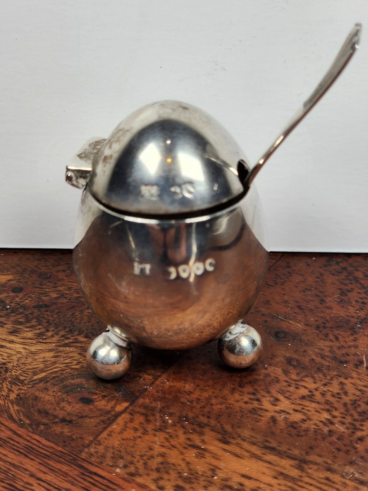Antique 800 German Silver Egg Shaped Footed Salt Cellar Superb Condition
