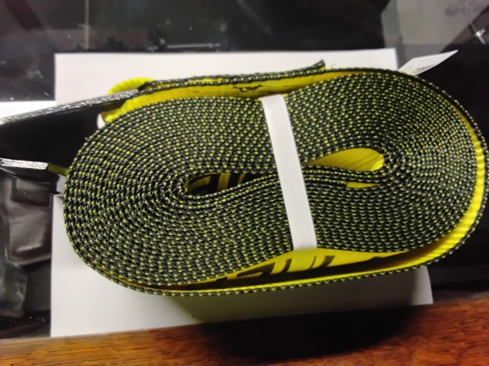 cargo equipmenf 4 inch x 30ft flatbed strap