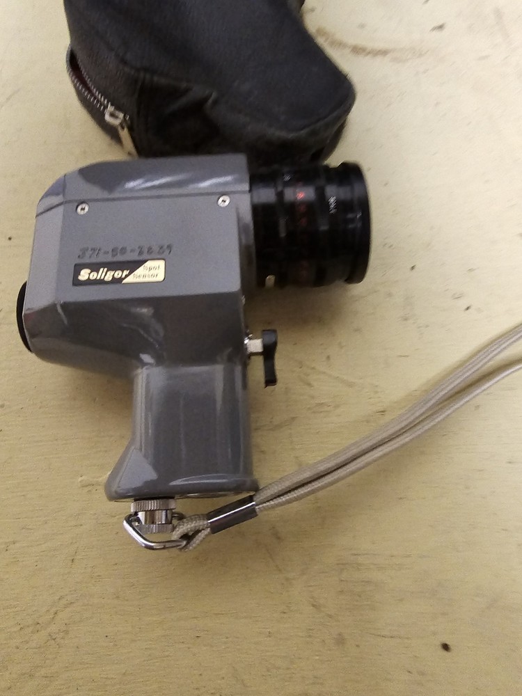 Soligor Spot Sensor- Handheld Light Meter (Spot Meter), Comes With Case UNTESTED