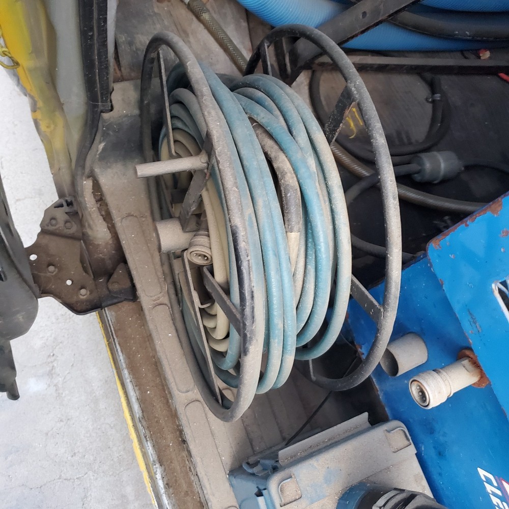 truck mount carpet cleaner