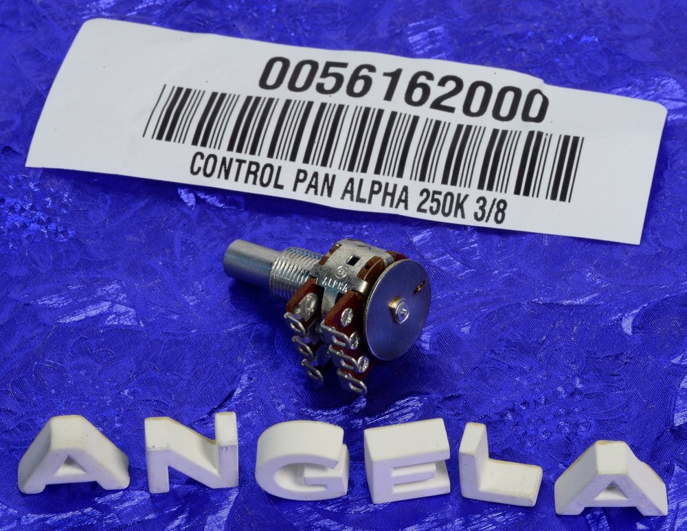 Fender Alpha 250K Dual Pan Pot, 0056162000