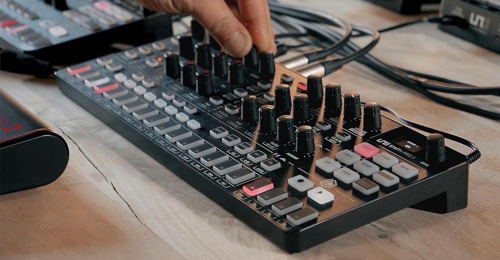 IK Multimedia Uno Synth Pro X FREE SHIPPING