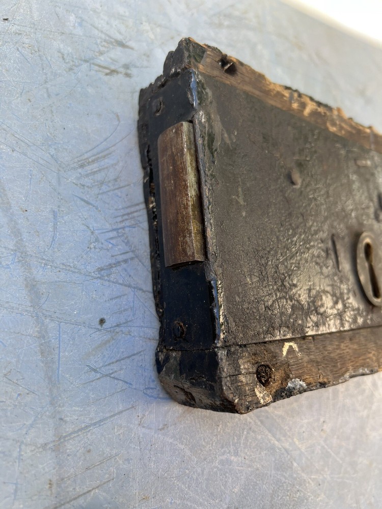 Large antique castle door lock With Key