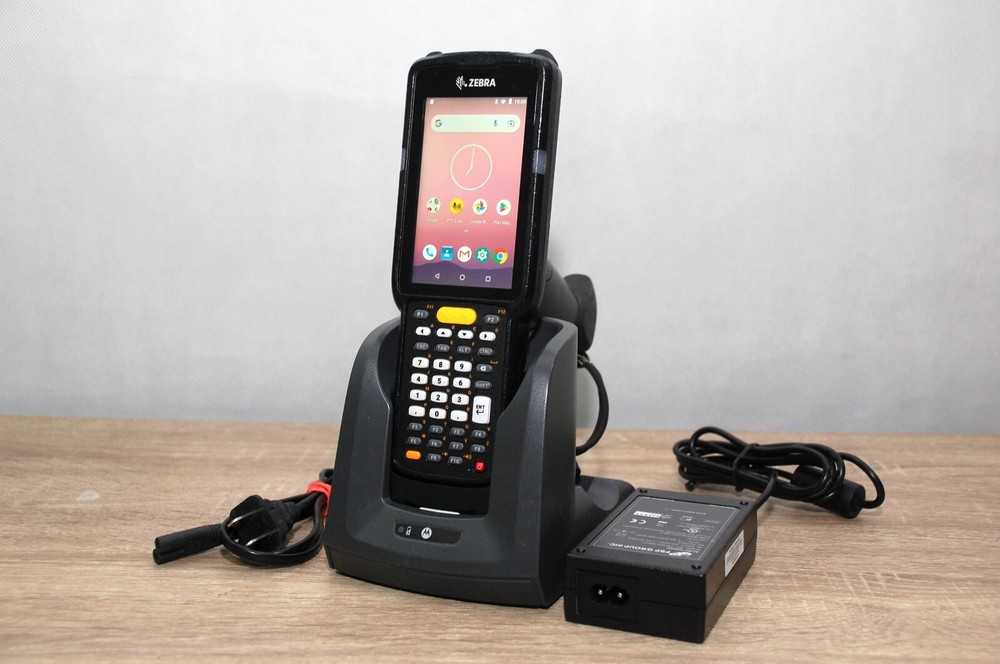 Zebra MC330K-GI3HA3US01 Mobile Computer Barcode Scanner Android8 2Gb/16GB MC3300