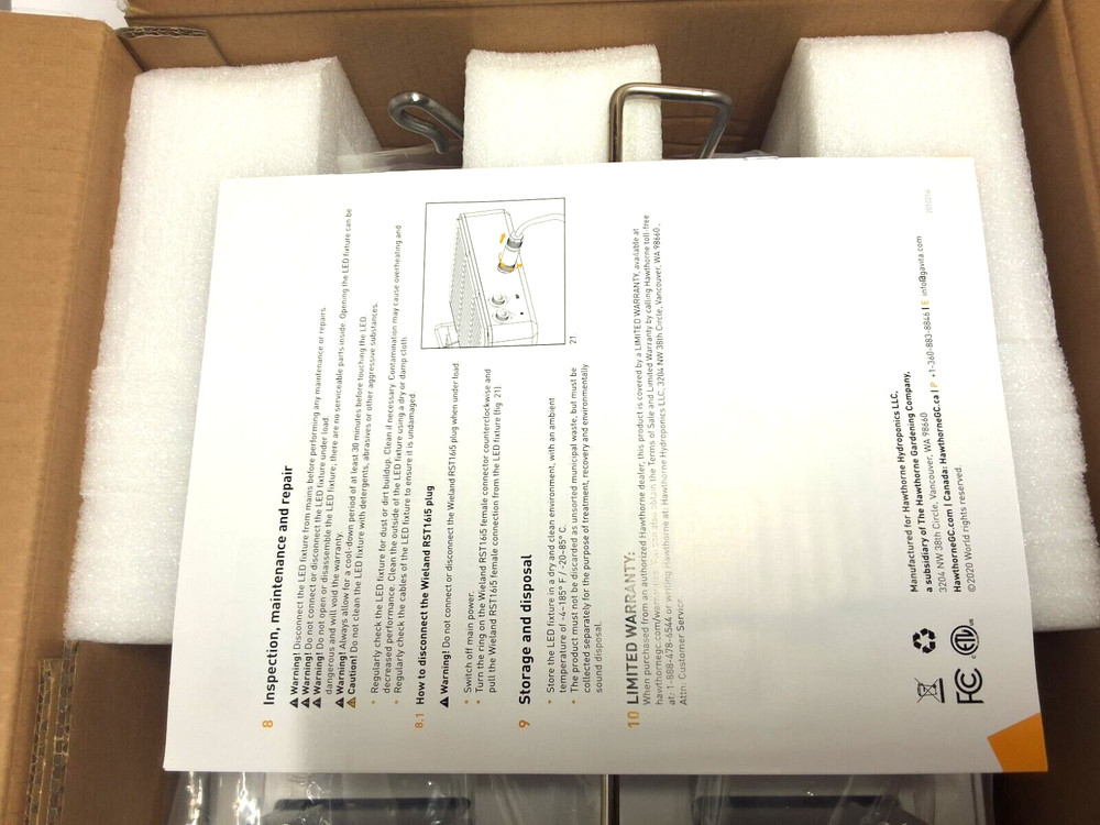 New GAVITA Pro CT 1930e LED Grow Light Compact Toplight