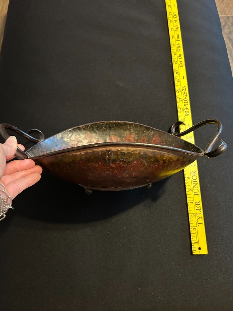 Vtg Copper Decorative Tray with Handless