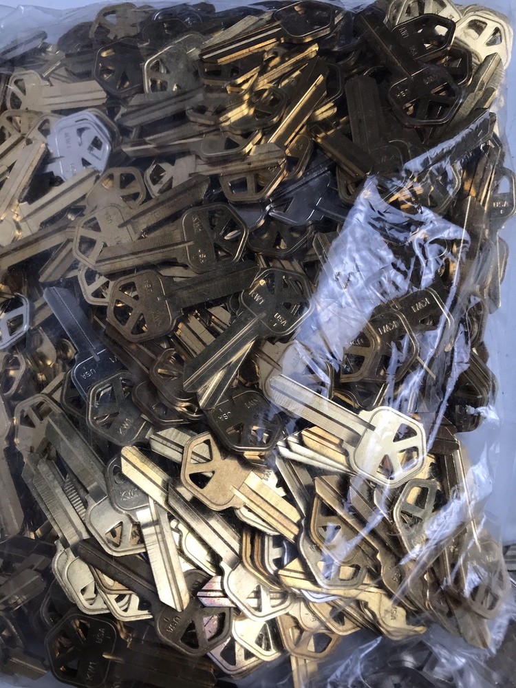 24 1/2 lb Blank Key Lot