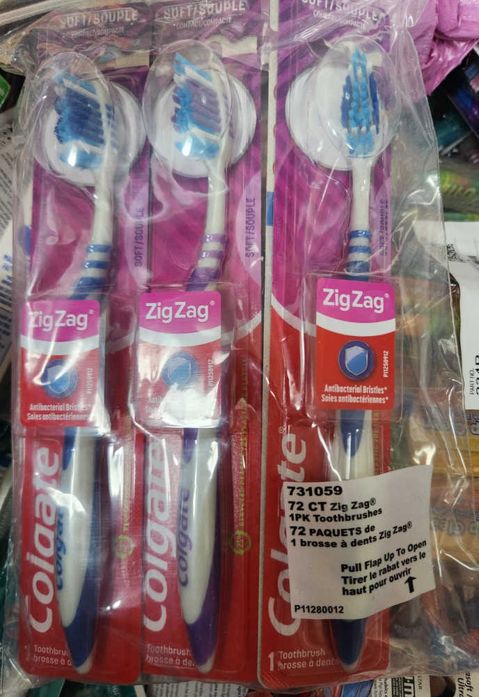 6-PK -Colgate Zig Zag Compact Head Soft / SOUPLE Toothbrush