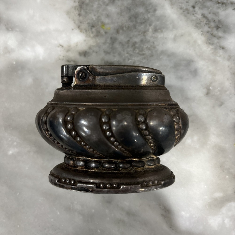 Vintage Mid Century Ronson CROWN Table Lighter Silver Plated