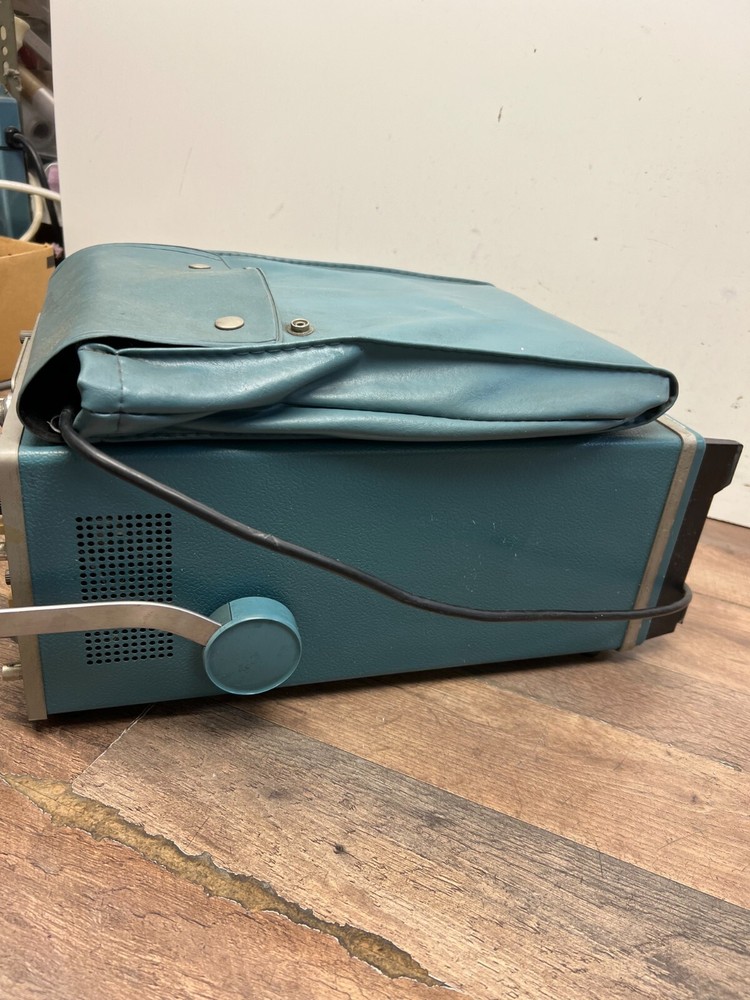 Tektronix 485 Oscilloscope with manuals