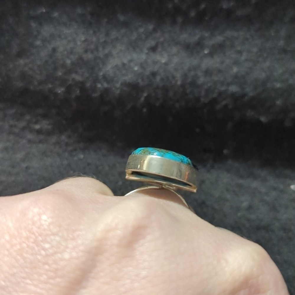 Silver Plated Blue Chocolate Turquoise Gemstone Oval Statement Ring - Size 8-10