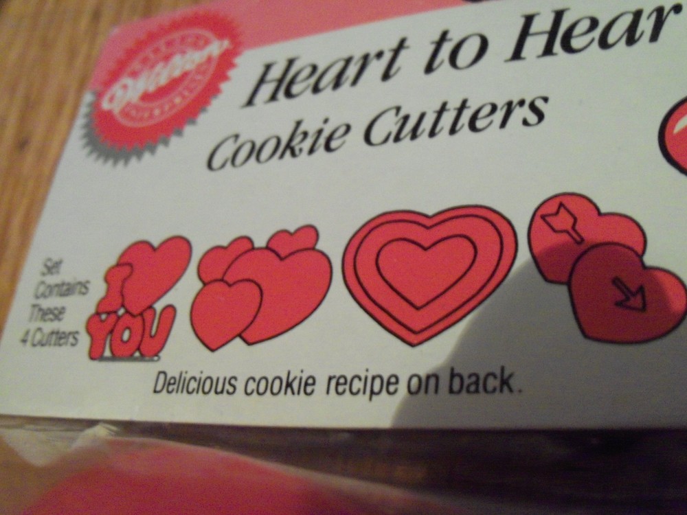 Valentine Cookie Cutter Set 4 Wilton 1990 NIP