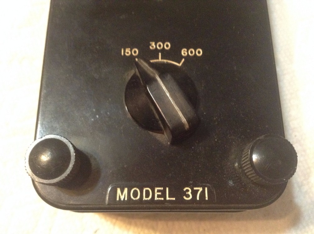 Simpson 371 AC Voltmeter 600V