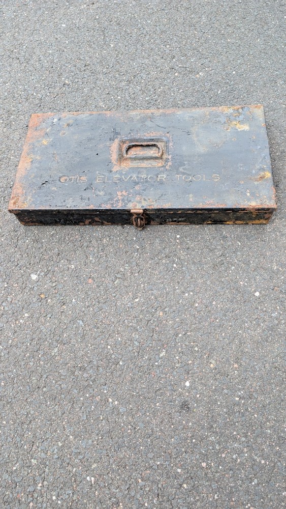 VINTAGE OTIS ELEVATOR TOOL BOX 26" x 13"