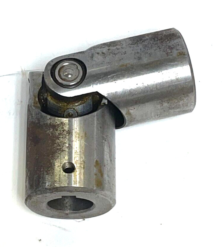 UNKNOWN 90° ANGLE 4-1/4" LENGTH UNIVERSAL JOINT