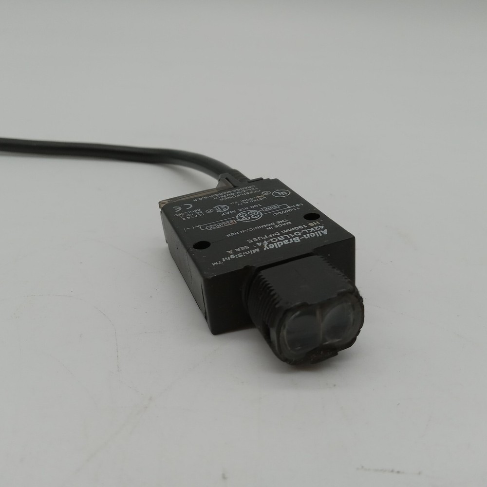 Allen-Bradley 42KL-D1LBQ-F4 MiniSight 190mm Diffuse Sensor