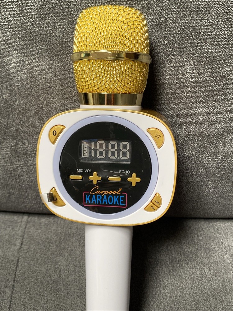 Singing Machine CPK545 Carpool Microphone - White