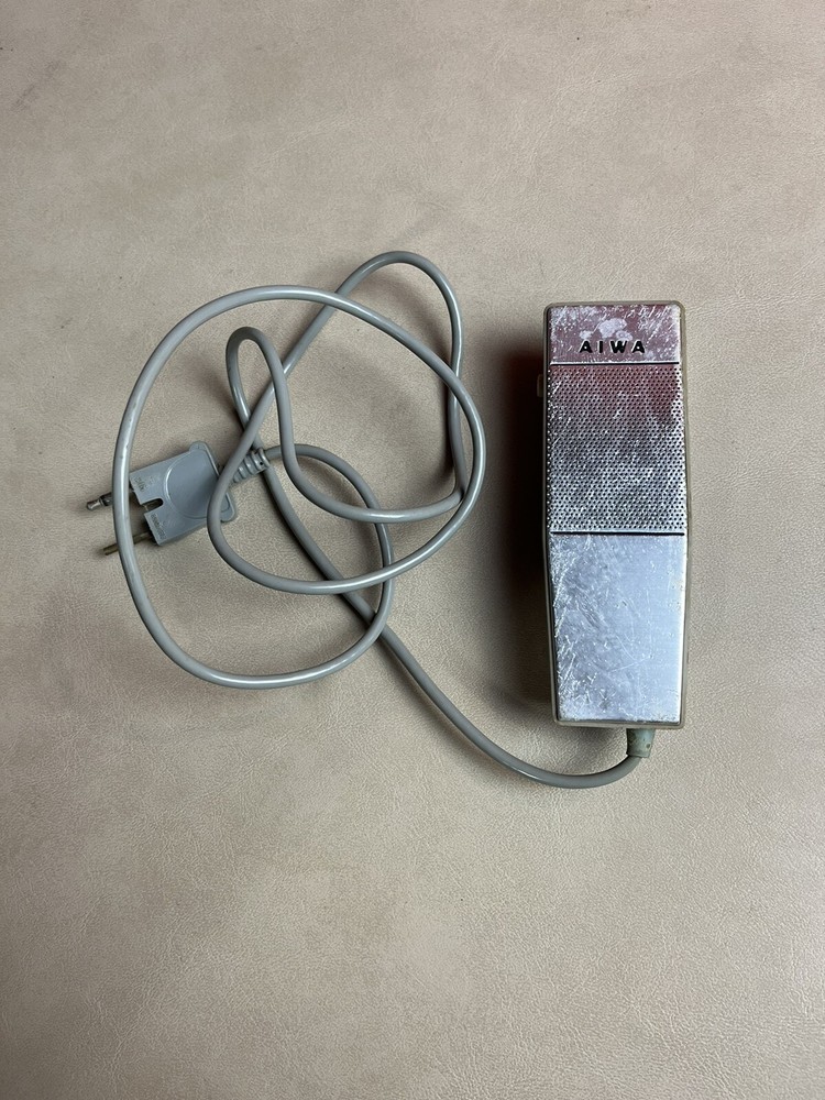 Vintage Aiwa Dynamic Microphone Model DM-59