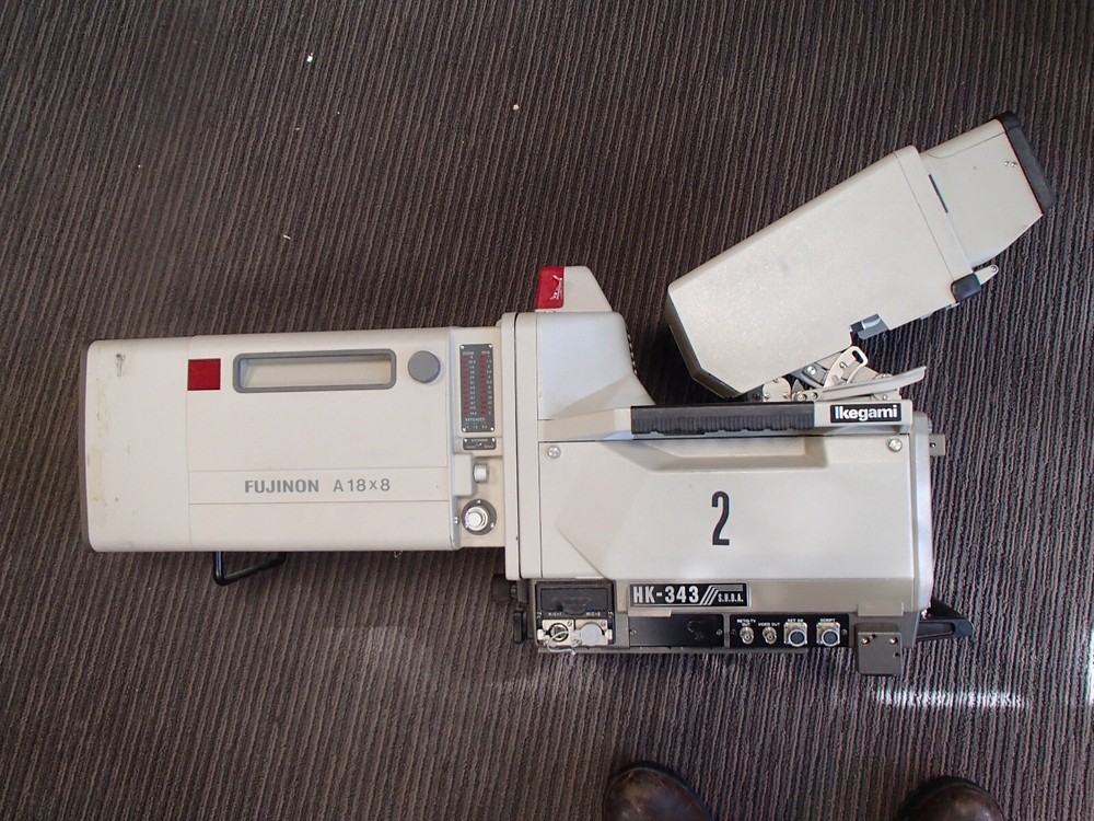 ikegami HK-343 camera with Fujinon A18x8  lense