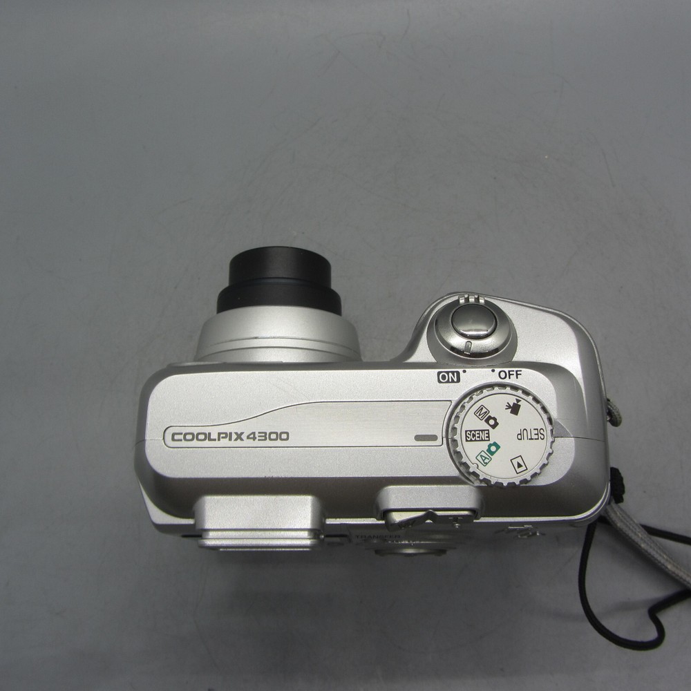 Nikon Digital Camera Coolpix 4300 4.0MP Silver Tested