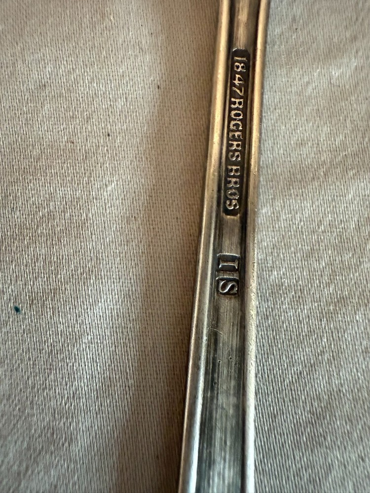 One - 1847 Rogers Bros First Love 1937 Silverplate 6¼" Fork