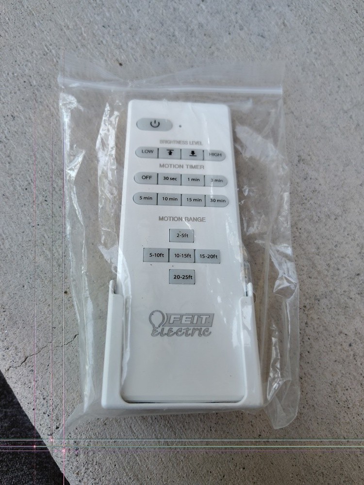 FEIT Electric Remote Control-White W/BATTERIES NEW FREE SHIPPING