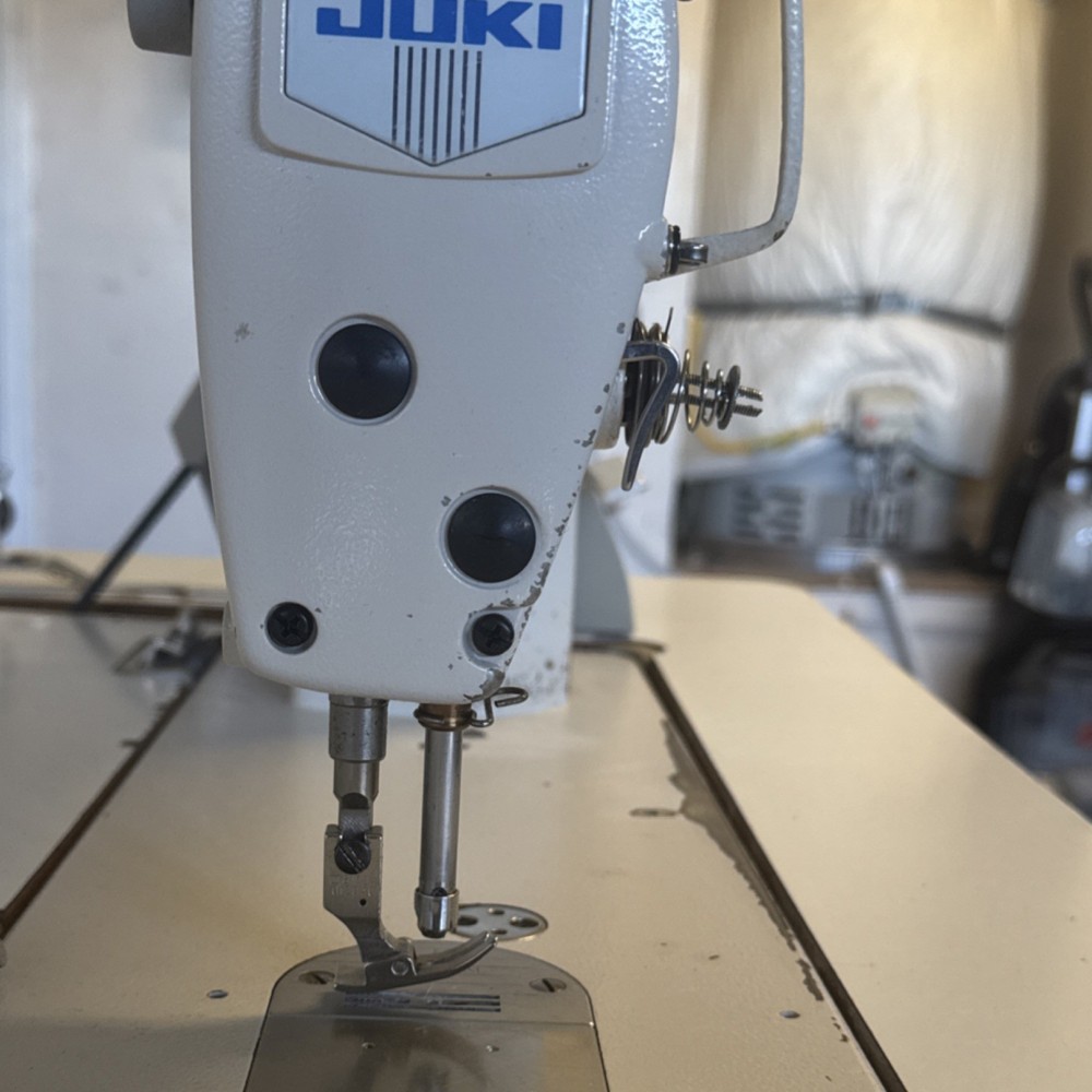 Juki DDL-8700 Industrial Sewing Machine
