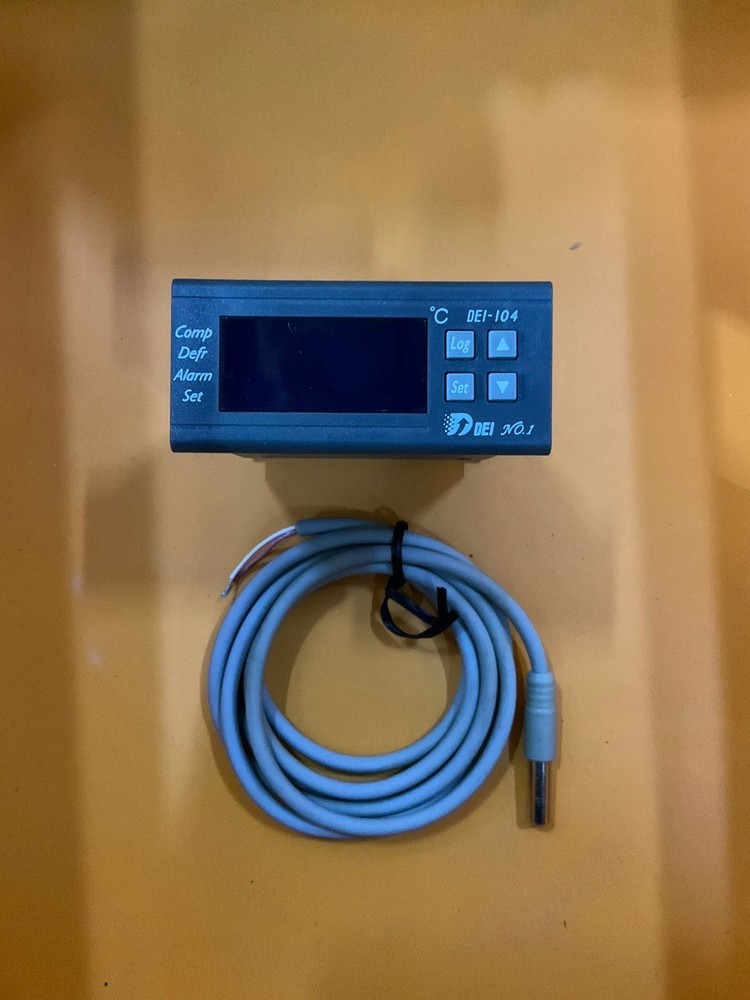 DEI DEI-104 TEMPERATURE CONTROLLER
