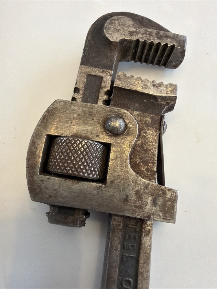 Vintage Dunlap No. 8 Pipe Wrench from Germany Small