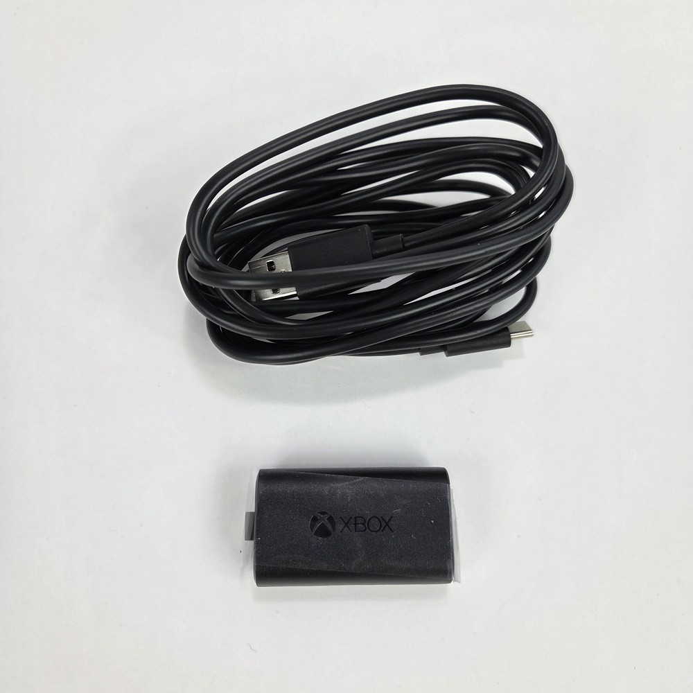 Microsoft Xbox Rechargeable Battery & USB-C Cable For Wireless Controllers