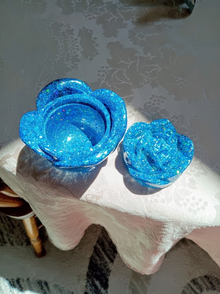 Resin Handcrafted Rose Shape Jar ~ Blue